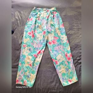 ⭐️Vintage Cherie Floral High Waist Pants⭐️